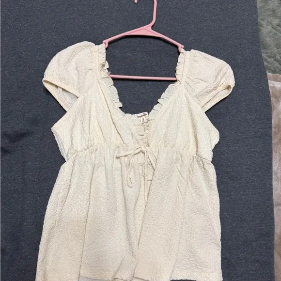 White Ruffle Top - Picture 5 of 6